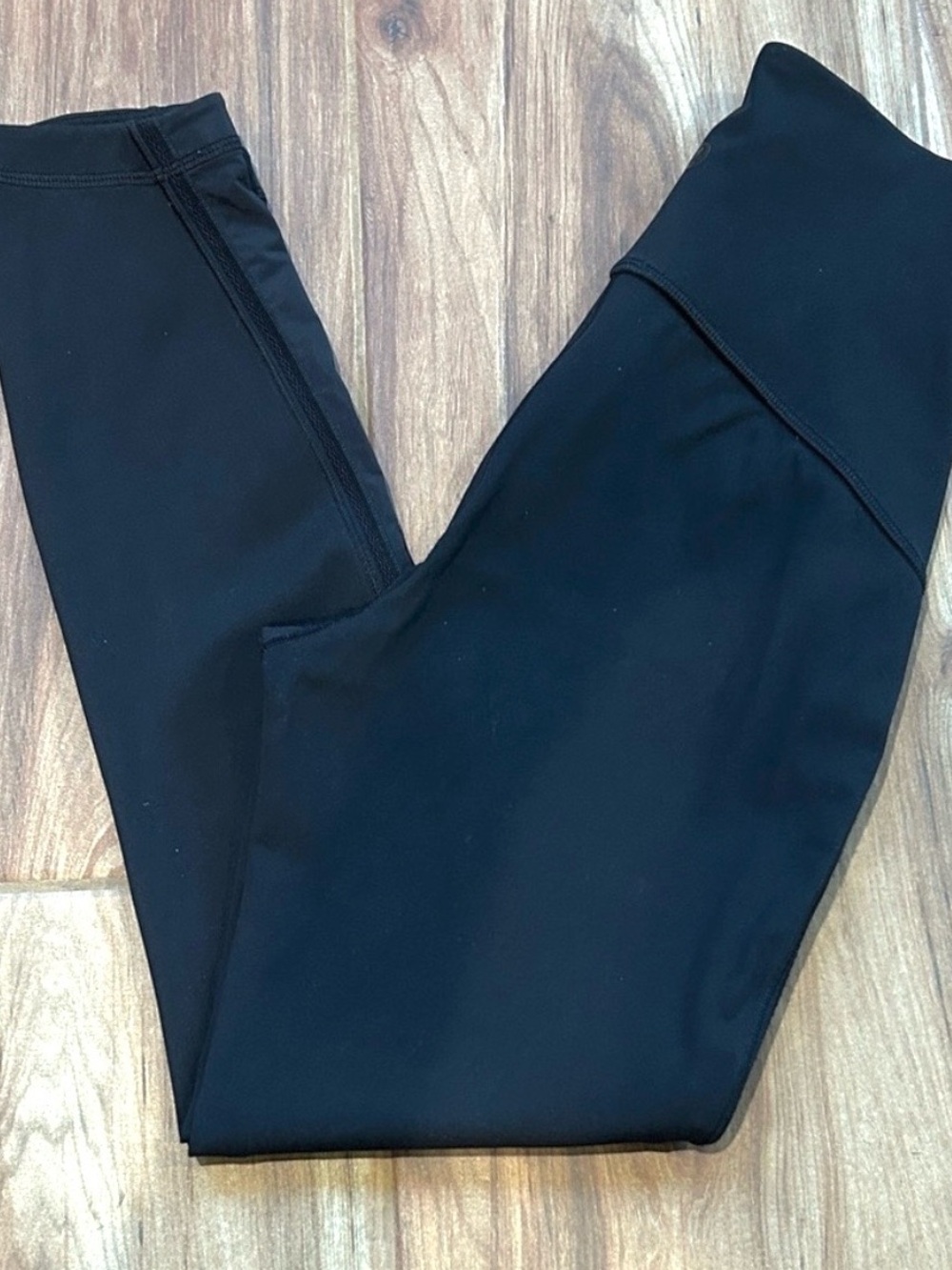 Lululemon Align High Rise Crop Leggings Black Nulu Size 4 25” Inseam